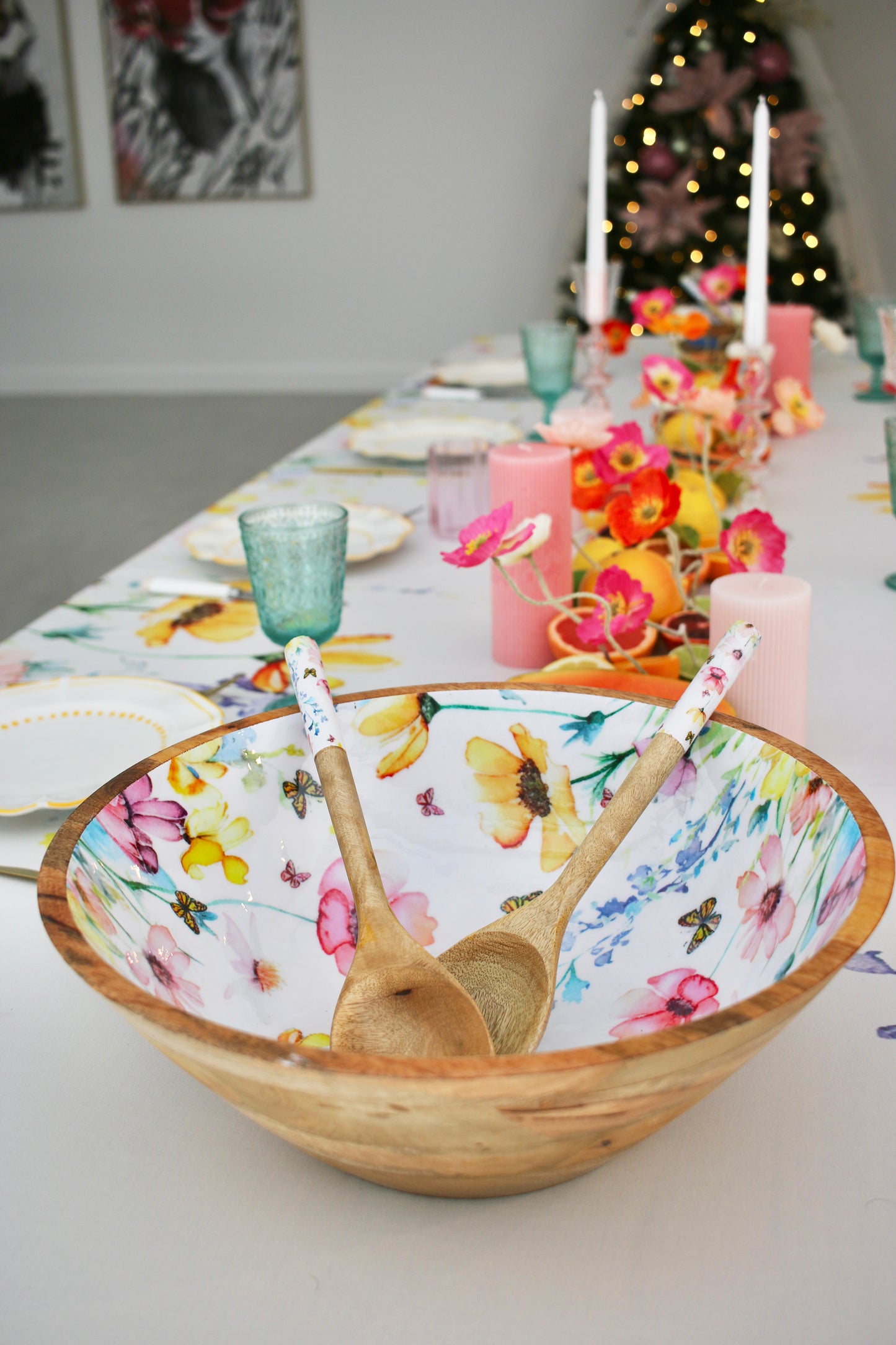Poppy Salad Bowl with Servers